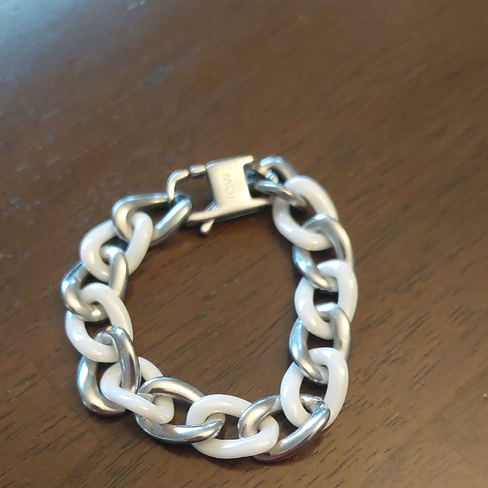 Chunky White and Silver Chain Bracelet